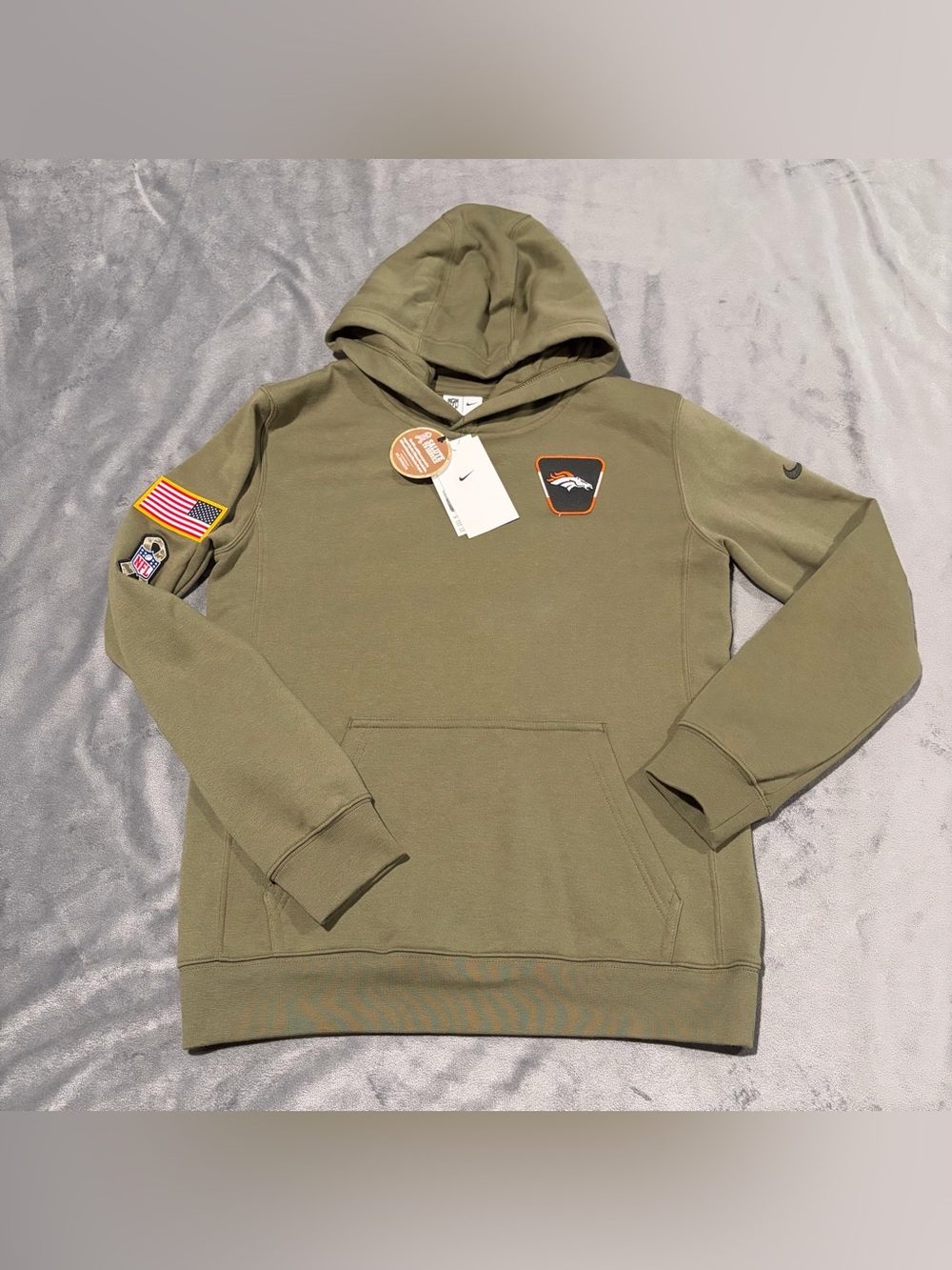 Denver Broncos Nike 2025 Salute to Service Kids Large Hoodie On Field Apparel